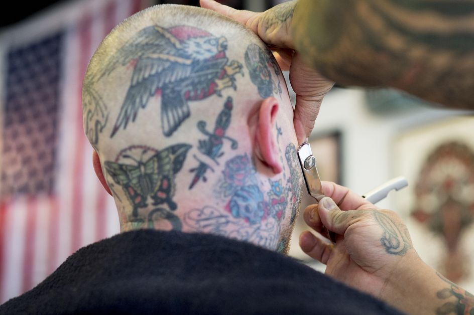 Shane's Barbershop, San Mateo, California © Rob Hammer