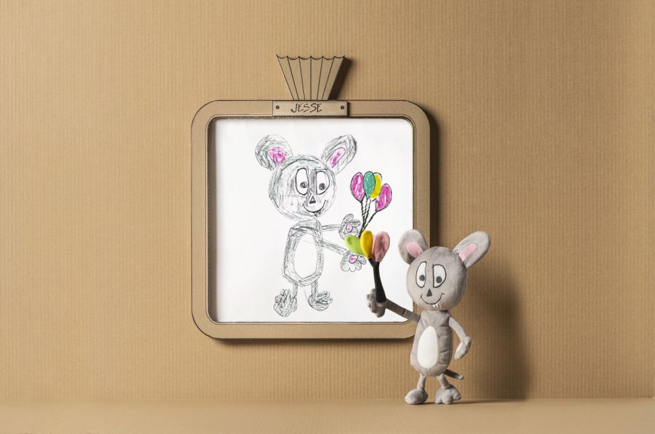 Jesse the balloon loving party mouse  by 7-year-old Noor, from Jordan