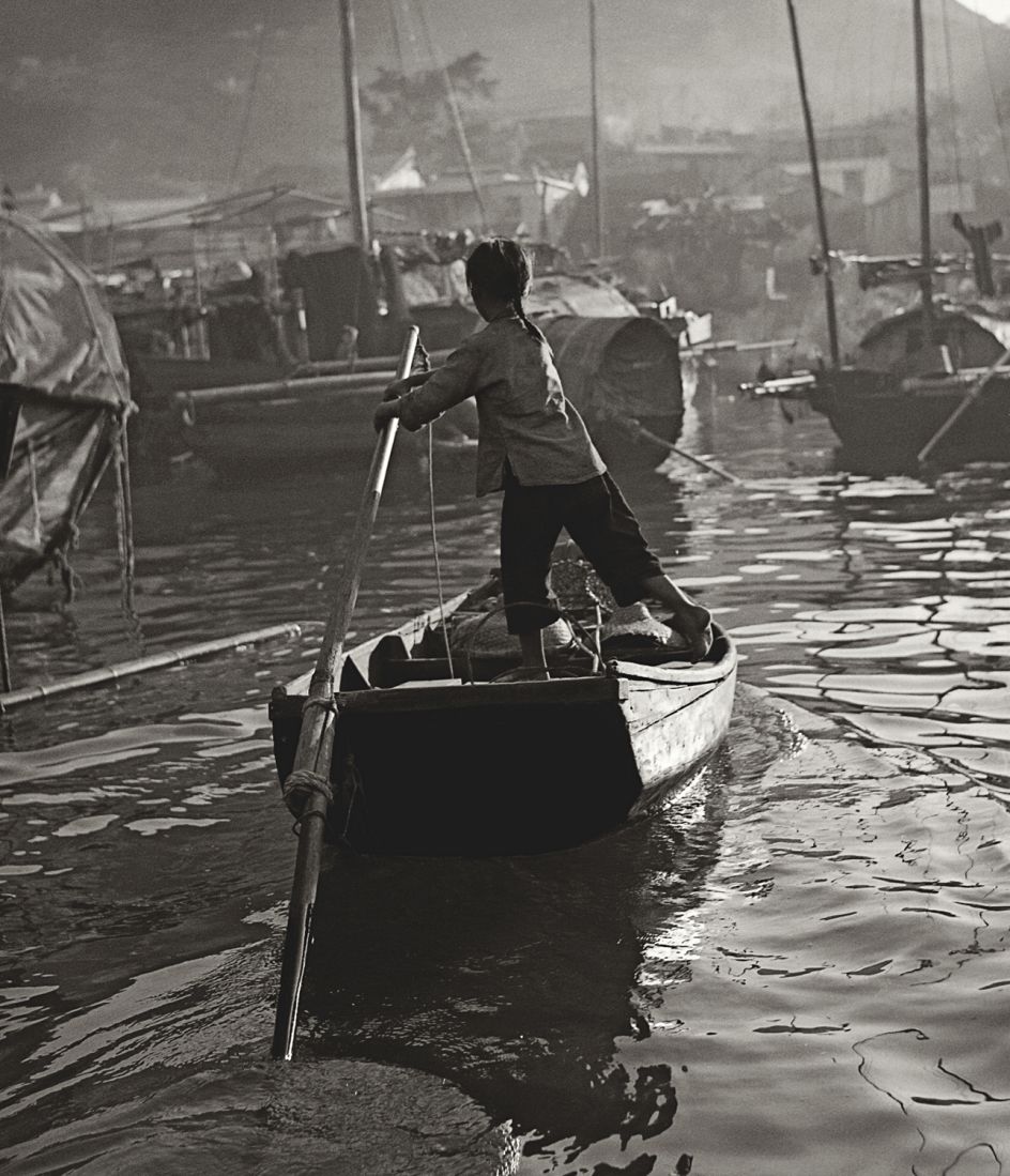 Fan Ho 'The Young Punter(獨當一面)' Hong Kong 1950s and 60s, courtesy of Blue Lotus Gallery