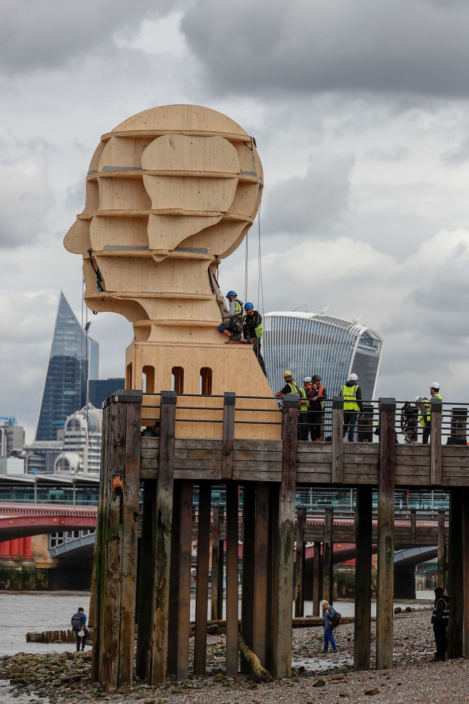 Head Above Water by Steuart Padwick. © Getty Images
