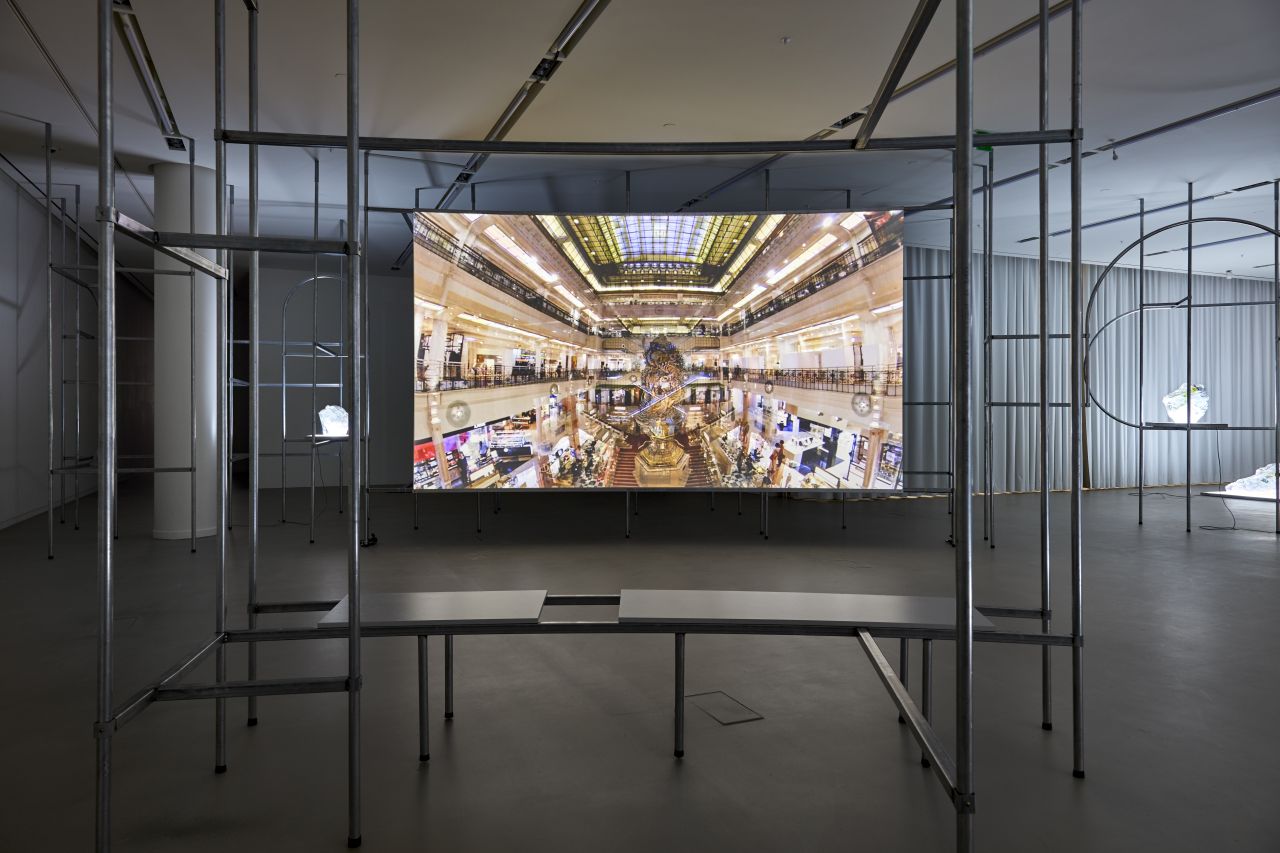 Sojung Jun, Despair to be reborn, 2020, 24min 45sec, single channel video Image Courtesy: Fondation d'entreprise Hermès, Photograph by Sangtae Kim