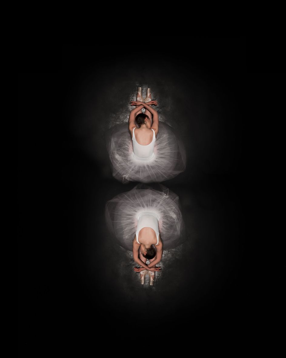 From the series, Ballerina From The Air © Brad Walls