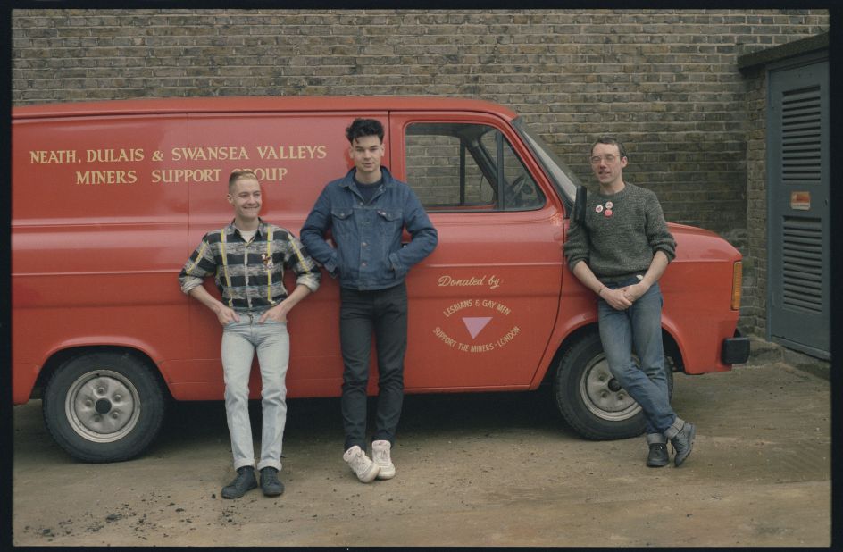 Reggie Blennerhassett Outside London Lesbian and Gay Centre, early 1980s © Reggie Blennerhassett Courtesy the artist
