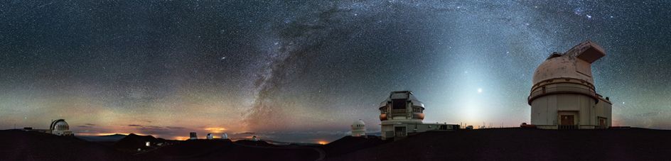 Winner: 'Night on the top of Mauna Kea' by Marek Kosiba/Photocrowd.com - Hawaii, United States