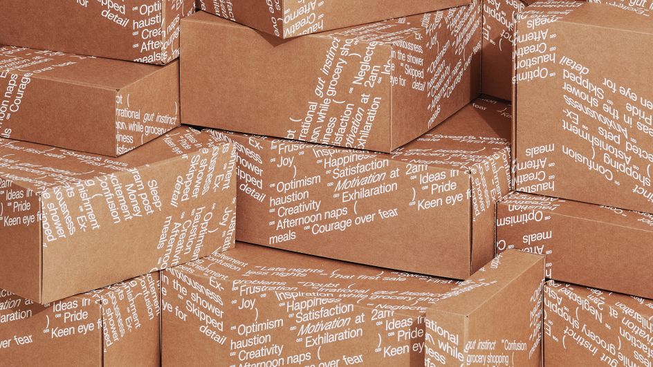 Packhelp, 2022. Graphic design & art direction: Marina Veziko. Photography: Aleksi Tikkala. Animation: Otso Reitala