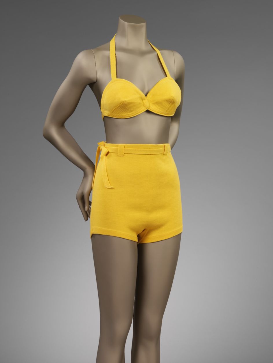 Two piece bathing suit retailed by Finngans Ltd. London 1937-1939. Wool jersey _C_ Victoria and Albert Museum London