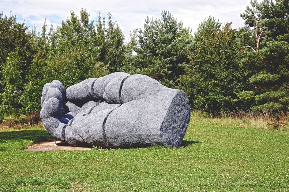 Sophie Ryder © Tania Dolvers