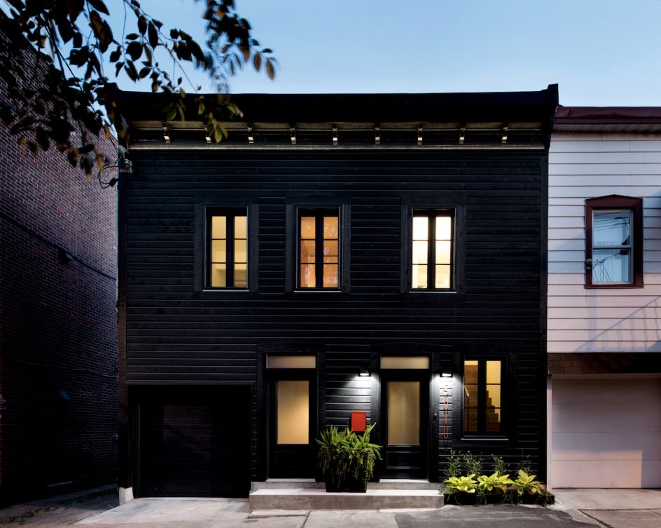 LeJeune Residence, Montreal, Quebec, Canada, 2013, Architecture Open Form. Picture credit: MXMA Architecture & Design/Adrien Williams (page 25)