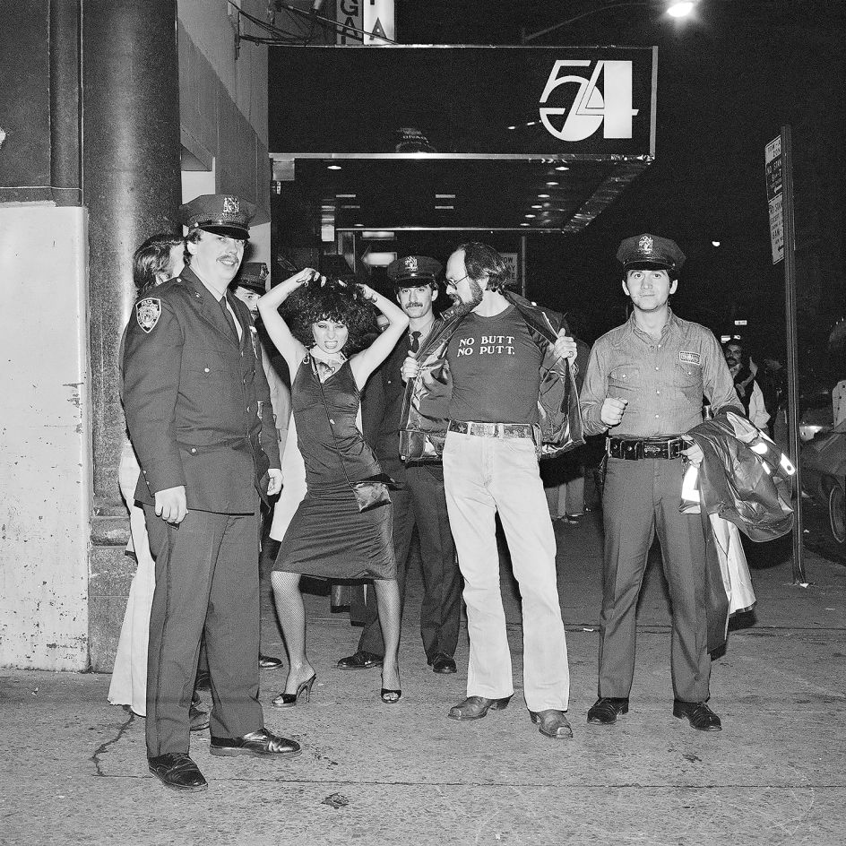 Rejected from Studio 54 No No, Studio 54 NY, October 1978 ©Meryl Meisler