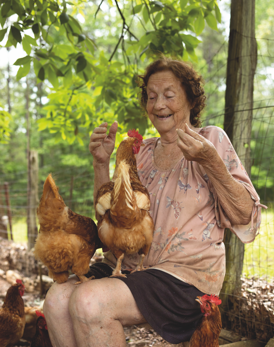 Pearlie and Her Pets, Wilcox County © Andrew Moore, from Blue Alabama