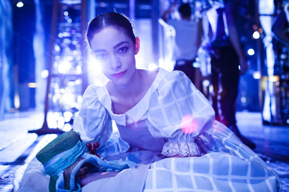 Louise is a dancer in the Royal Swedish Ballet in Stockholm. She trained in Britain before finding a job abroad. The company has dancers from all over the world and uses English as it’s primary language.