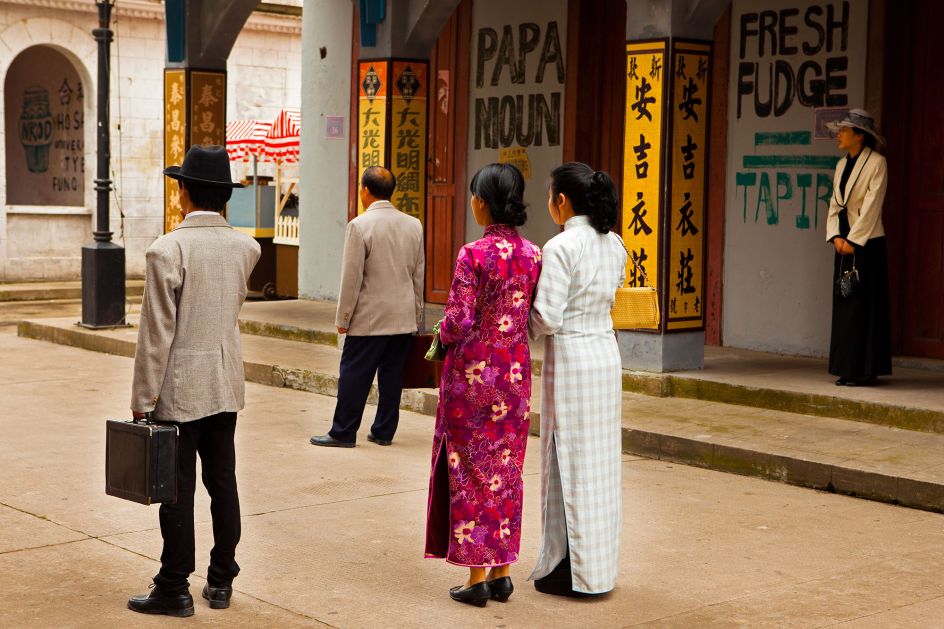 Waiting for Action, Guangzhou and Hong Kong Streets, Hengidan World Studios © Mark Parascandola