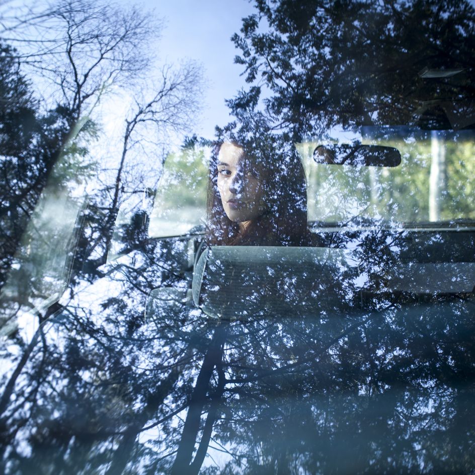 Kendall at Beauchamp, Rockport, Maine, 2014 © Cig Harvey courtesy Beetles + Huxley Gallery