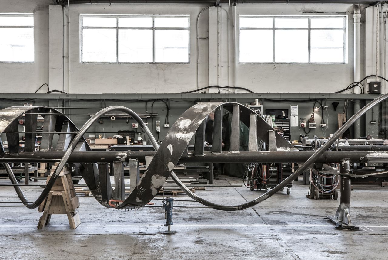 Alex Chinneck, A Spring in Your Step – making of. Phtotography by Marc Wilmot