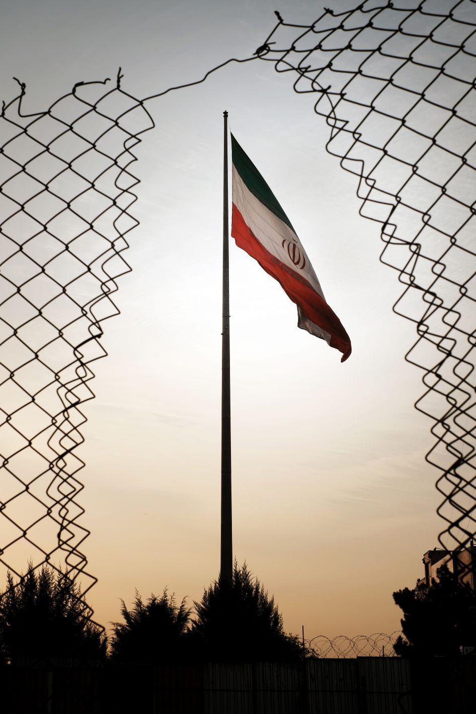 From Paradise City © Sebastien Cuvelier