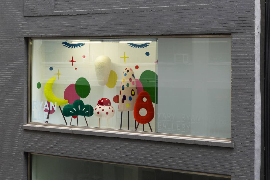 Radical Hope installed at RYAN LEE Gallery, 2021. Courtesy of the artist, RYAN LEE Gallery, New York, and CULT Aimee Friberg Exhibitions, San Francisco.