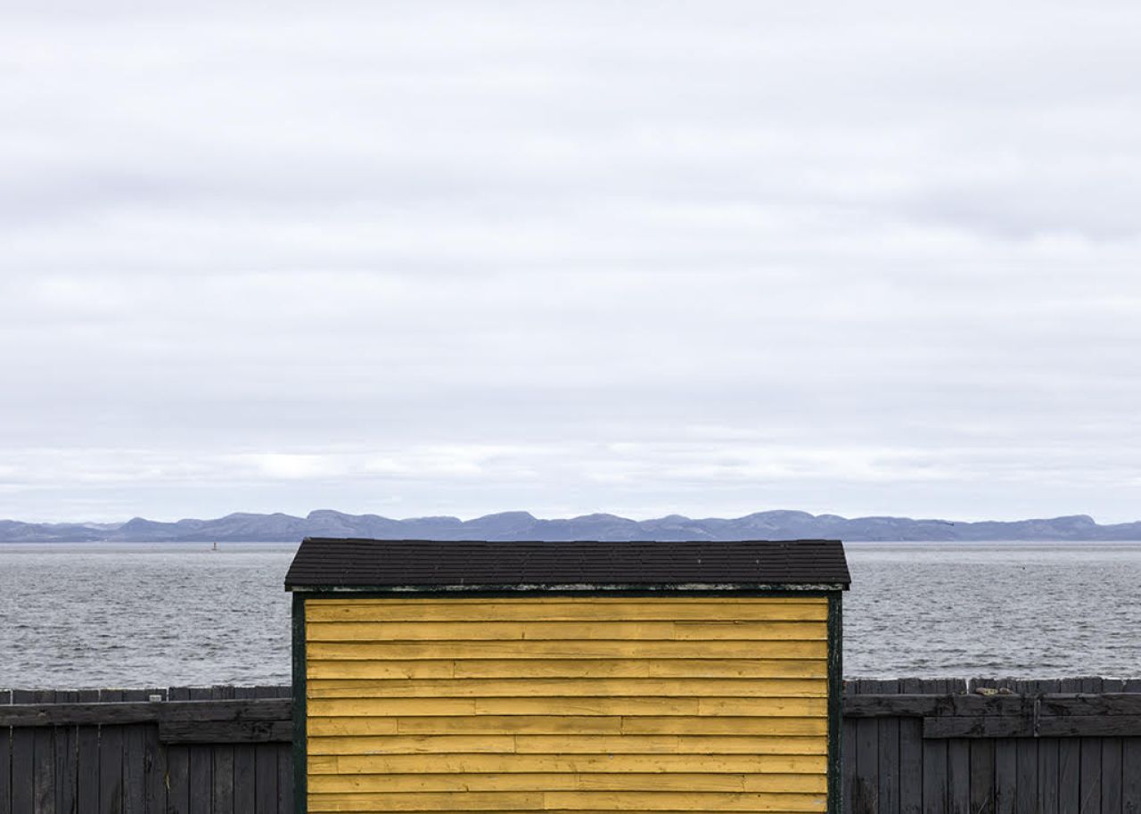 Yellow Ochre, Calm Day, 2018, chromogenic print, 33 x 461⁄4, Edition of 7 © Ned Pratt