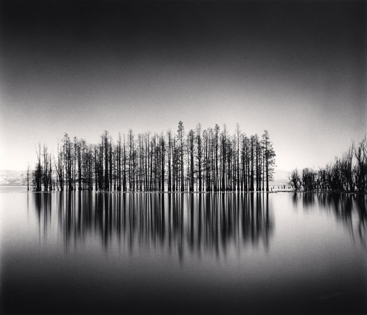 All images courtesy of Michael Kenna and the Blue Lotus Gallery