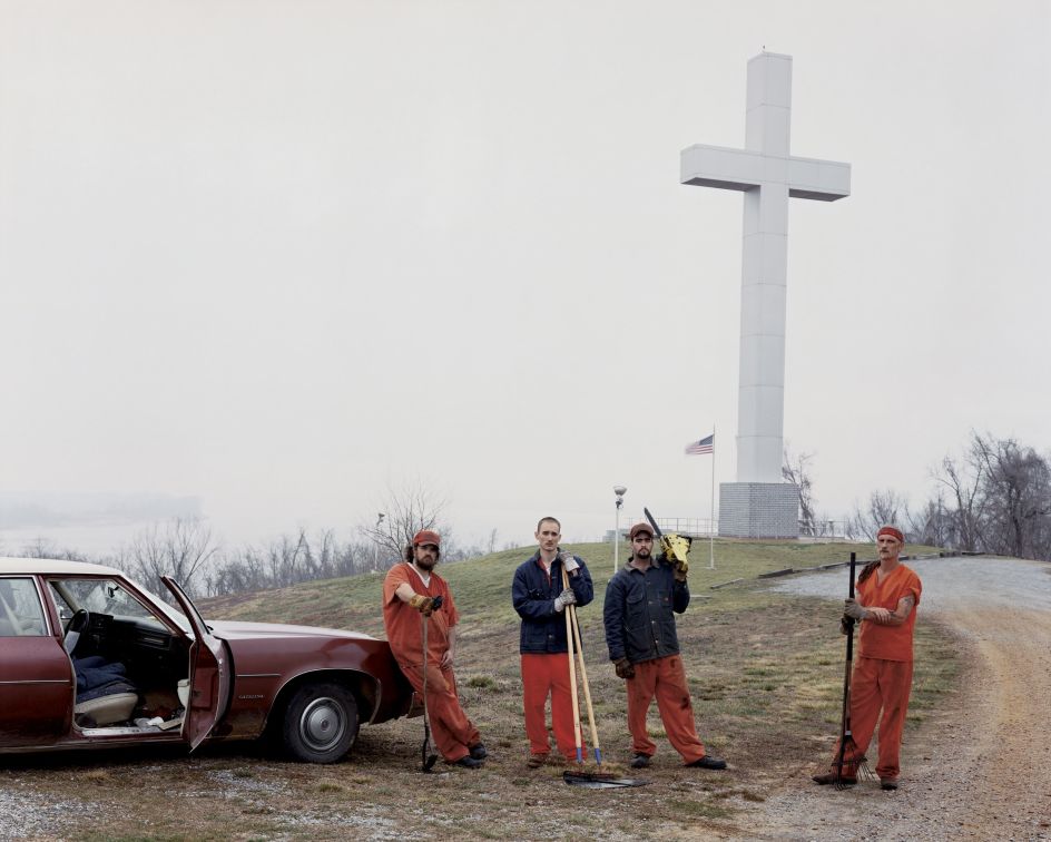 Fort Jefferson Memorial Cross, 2002 © Alec Soth / Magnum Photos courtesy Sean Kelly Gallery, New York and Beetles + Huxley Gallery, London
