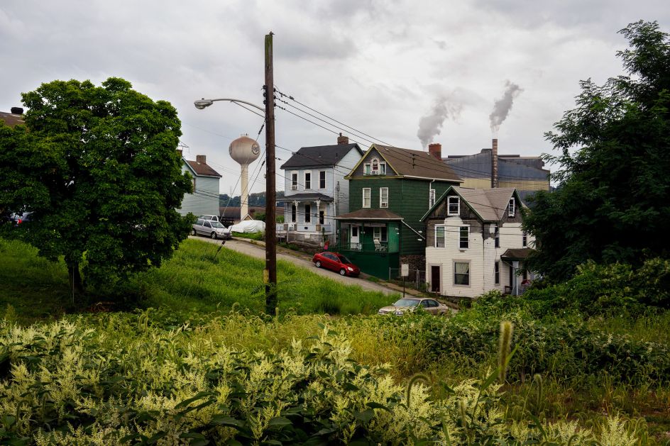 Photograph by Niko J. Kallianiotis, America in a Trance