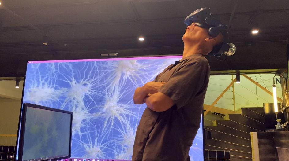 Cai Guo-Qiang reviewing a rough cut of his VR work Sleepwalking in the Forbidden City in 2020. Photo by 33 Studio, courtesy Cai Studio