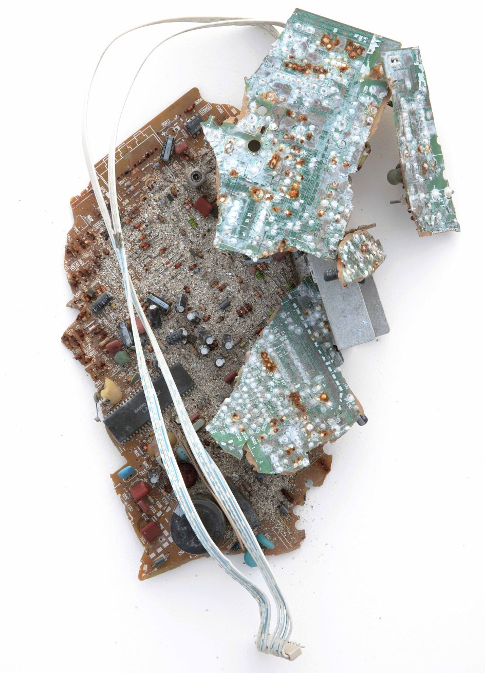 12.20.2011 Iwaki, Fukushima, 2012, inkjet pigment print ©️Tomohiro Muda, by courtesy of the artist