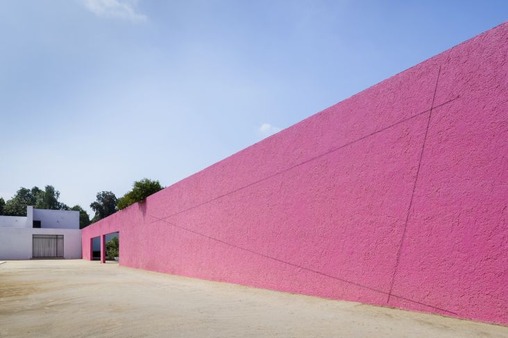 Untitled (Sculptural Study, Triangular Wall Construction), 2002/2004 JPG-Format (5.478 KB) 2500 x 1669 Pixel © 2018 Barragan Foundation, Switzerland/SOMAAP; Fred Sandback Archive