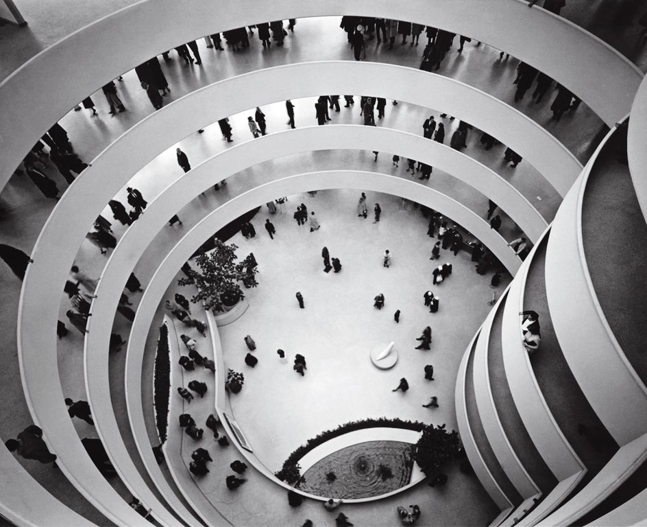 Solomon R Guggenheim Museum, New York, New York, USA, 1959, Frank Lloyd Wright. Picture credit: © The Solomon R. Guggenheim Foundation, New York. Photograph by Robert E. Mates