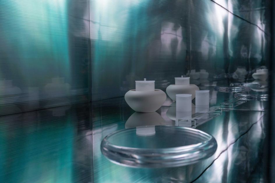 Visible Invisible by Kyotaro Hayashi and Yumi Kurotani