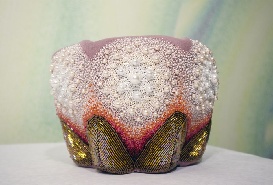 © Caroline Wayne – Grown Cyclone