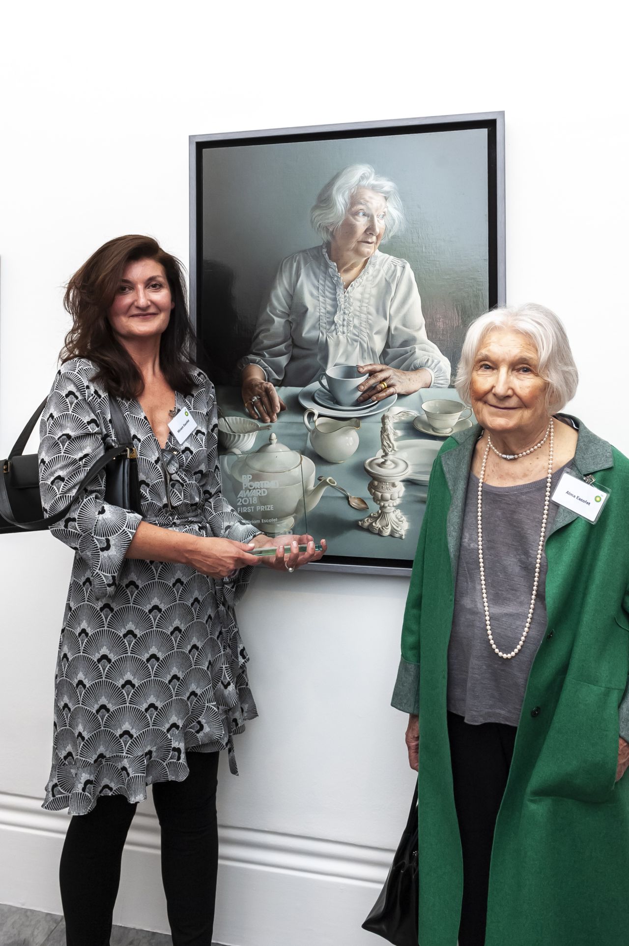 Miriam Escofet with her mother