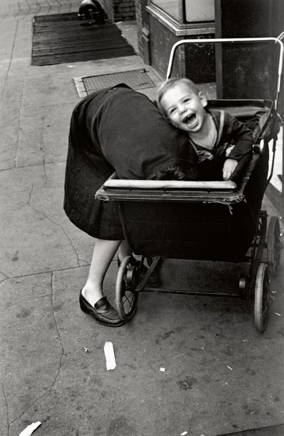 Helen Levitt, New York, 1940 Albertina, Vienna. Permanent loan of the Austrian Ludwig Foundation for Art and Science © Film Documents LLC / courtesy Galerie Thomas Zander, Cologne