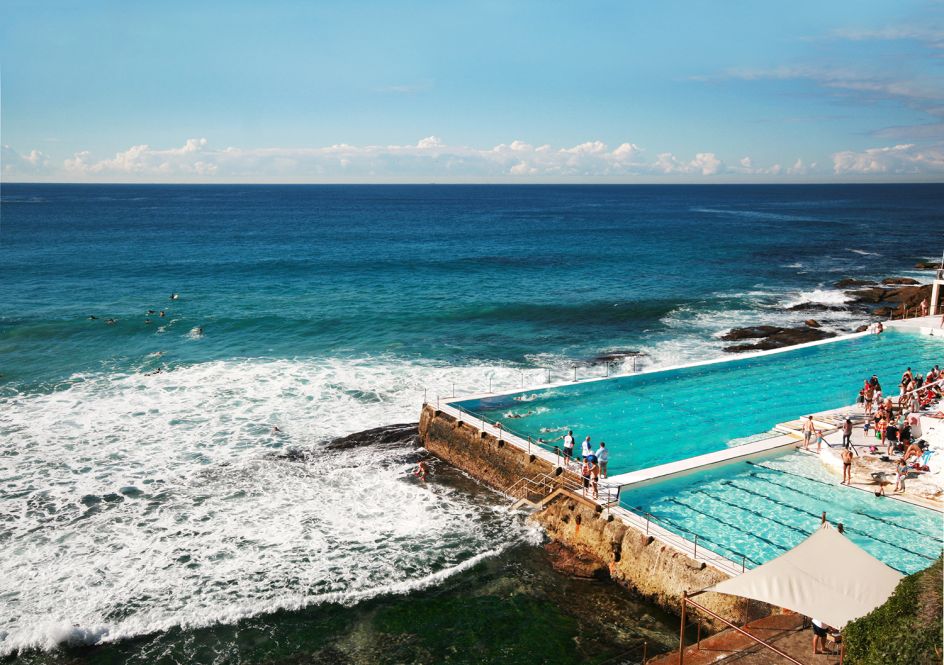 Ocean water swimming pool at Bondi Beach in Sydney, Australia | © Barnaby Chambers, Adobe Stock