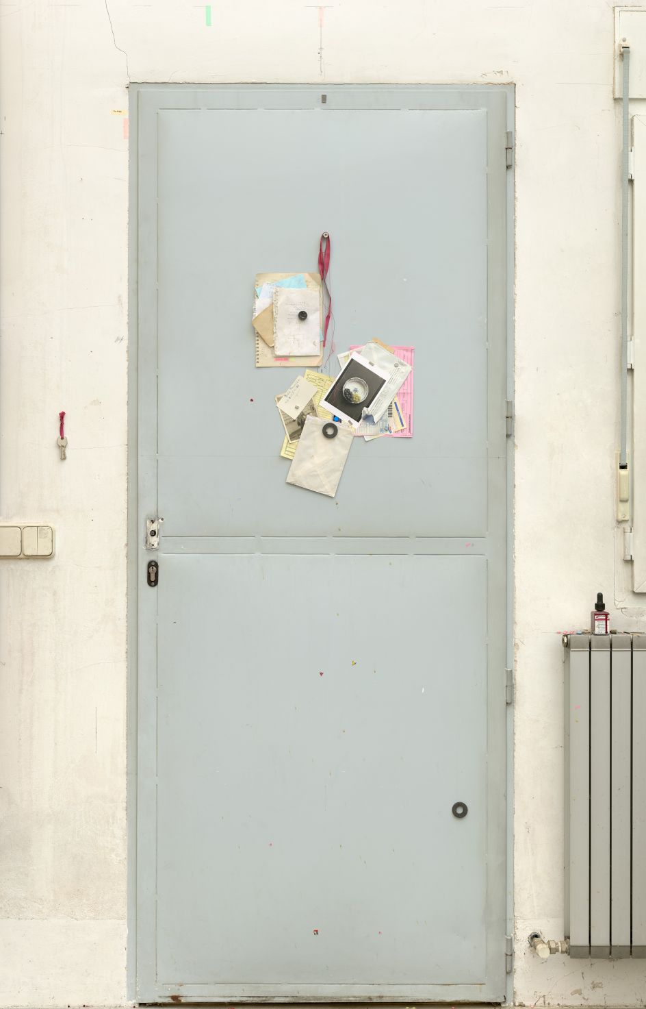 Things in a Room (Untitled #6) © Manuel Franquelo | Courtesy of Michael Hoppen Gallery