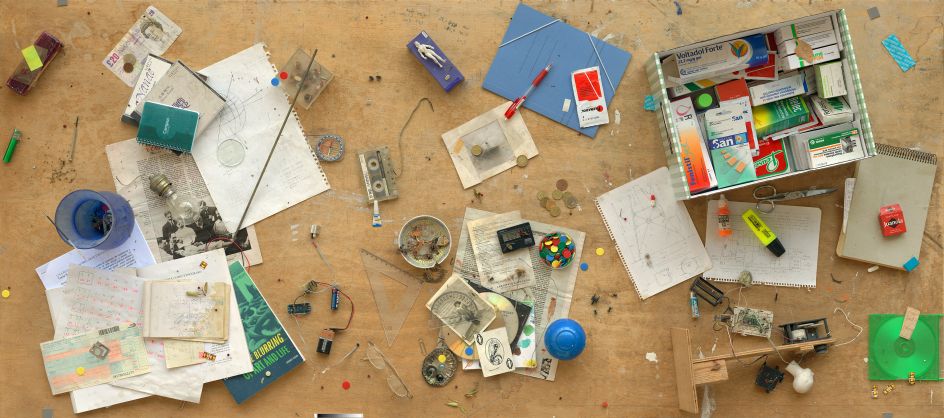 Things in a Room (Untitled #3) © Manuel Franquelo | Courtesy of Michael Hoppen Gallery