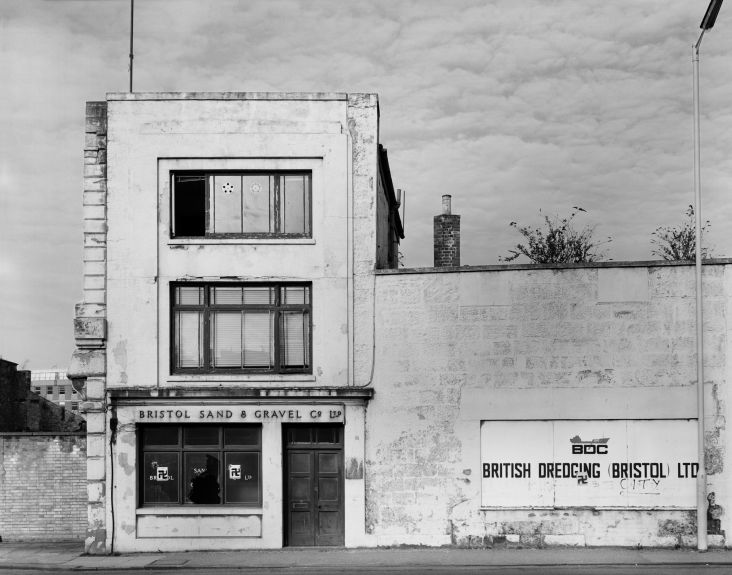 Bristol Sand and Gravel offices 1980 © Jem Southam