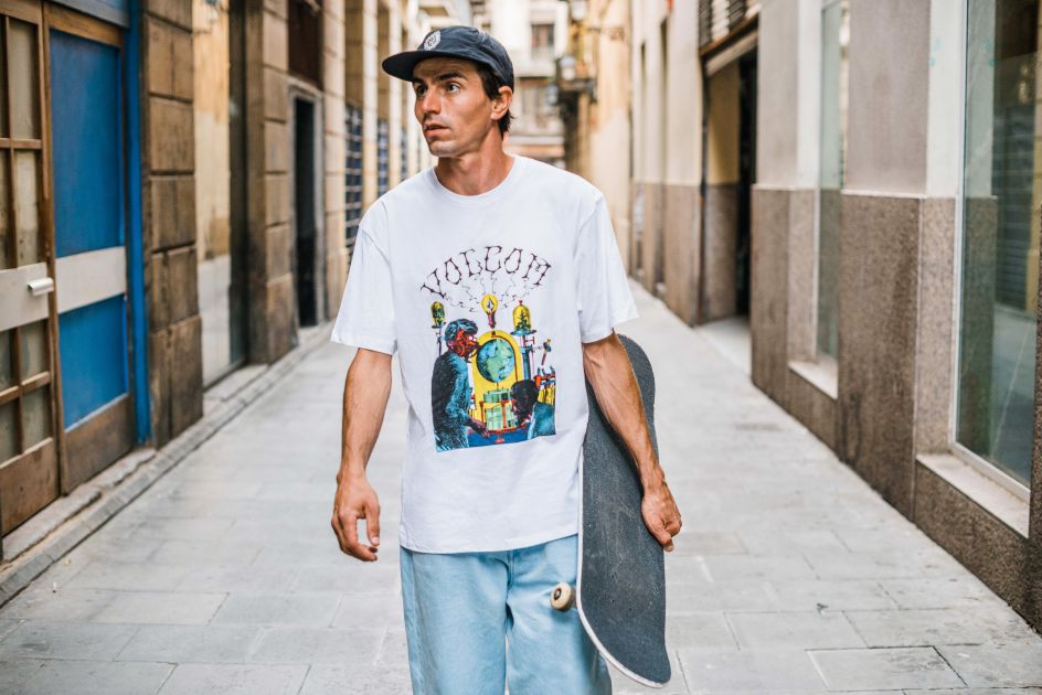 Max Loeffler and Elzo Durt unleash a 'parallel universe' for