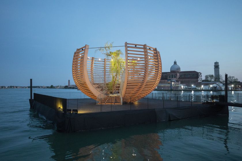Klaus Littmann's stunning ark-like sculpture turns a single tree into a piece of art