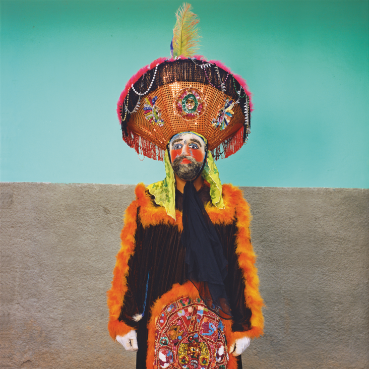Chinelo with Wire Mesh Mask, Chilapa, 2016 © Phyllis Galembo: Mexico Masks & Rituals