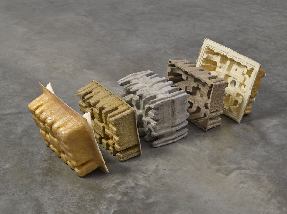 Damián Ortega, Genealogy of anything 2017. Concrete, varnished cardboard, silicone and fiberglass. Overall dimensions variable. © Damián Ortega. Photo © White Cube (Ben Westoby)