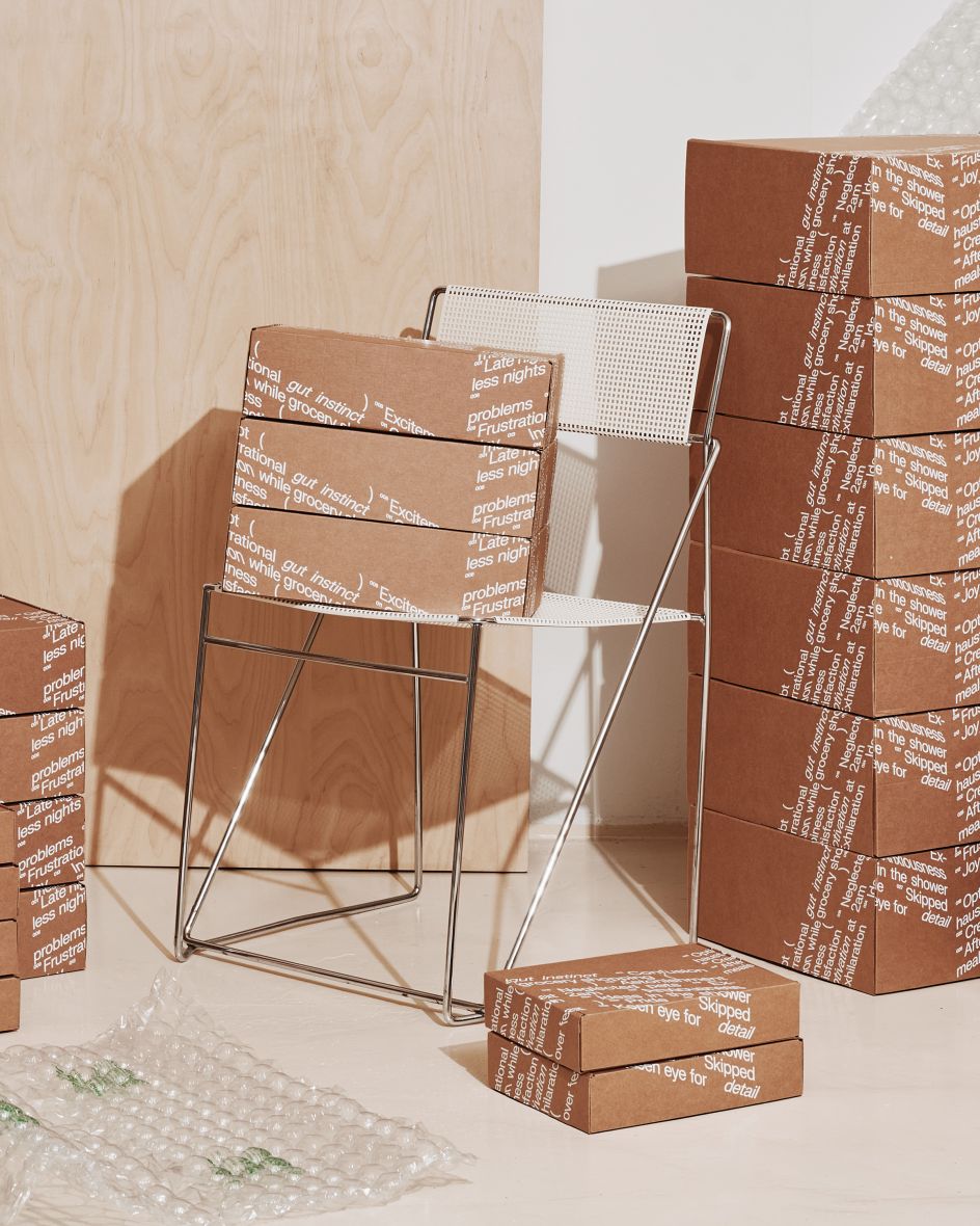 Packhelp, 2022. Graphic design & art direction: Marina Veziko. Photography: Aleksi Tikkala. Animation: Otso Reitala