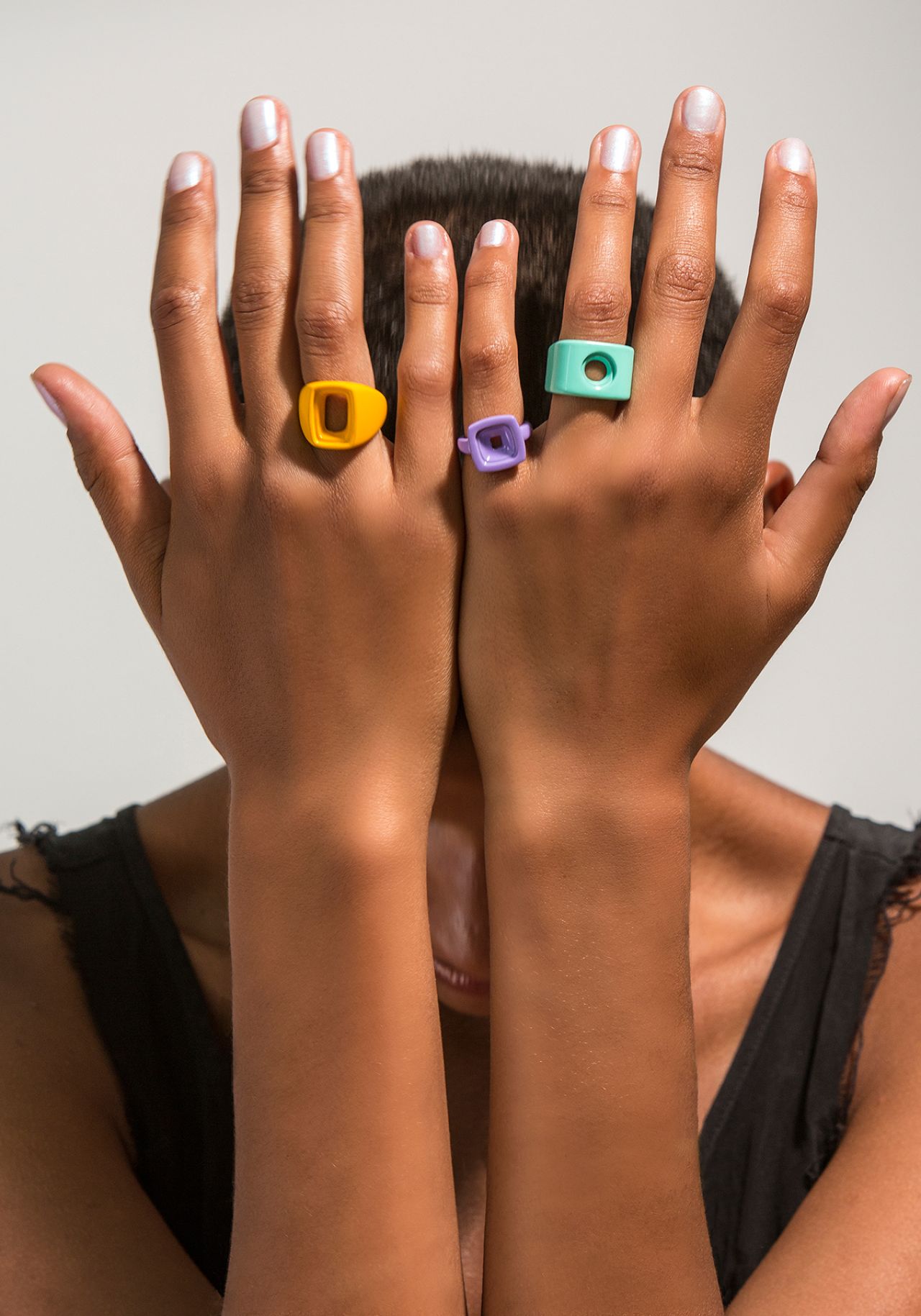 Tobias Rehberger - YES, NO, MAYBE courtesy GEMS AND LADDERS, photo Nicolas Duc