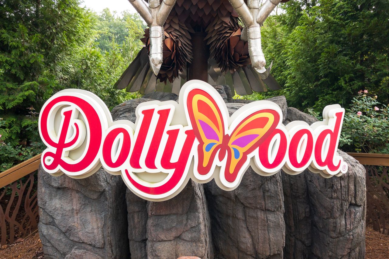 Dollywood - Joseph Hendrickson / stock.adobe.com