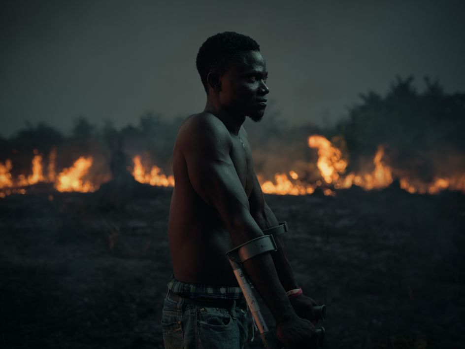 From the series, The Flying Stars © Todd Antony