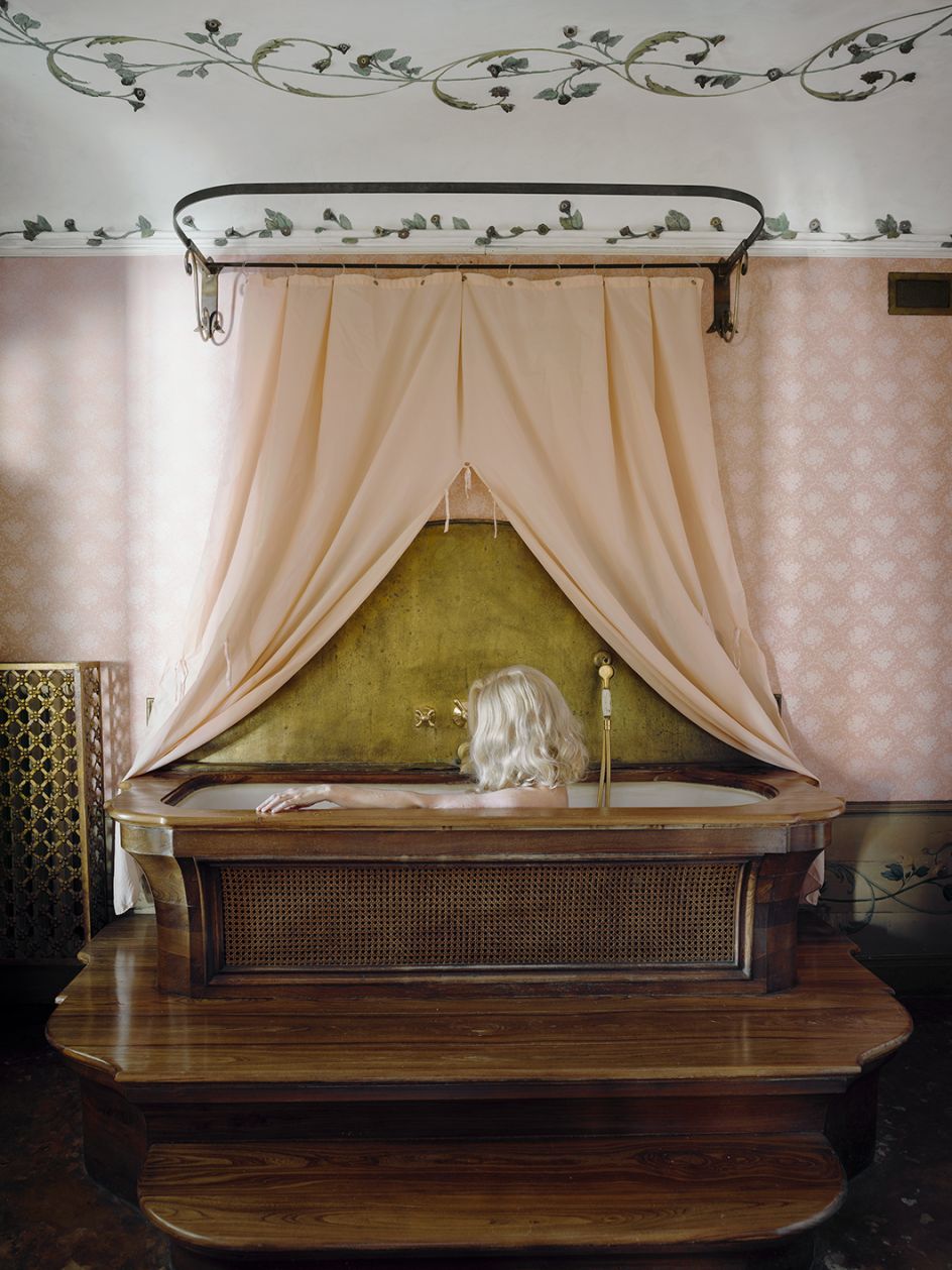 The Bath © Anja Niemi, The Little Black Gallery