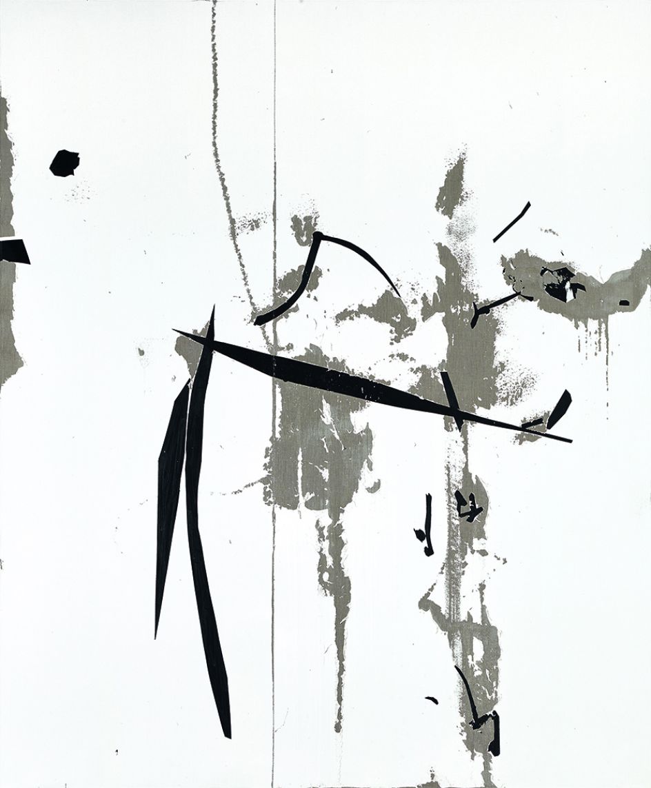 Secundino Hernández Untitled, 2017 Acrylic, rabbit skin glue, chalk, calcium carbonate and titanium white on linen 311 x 261 x 10 cm 122 1/2 x 102 3/4 x 4 in Courtesy the Artist and Victoria Miro, London © Secundino Hernández