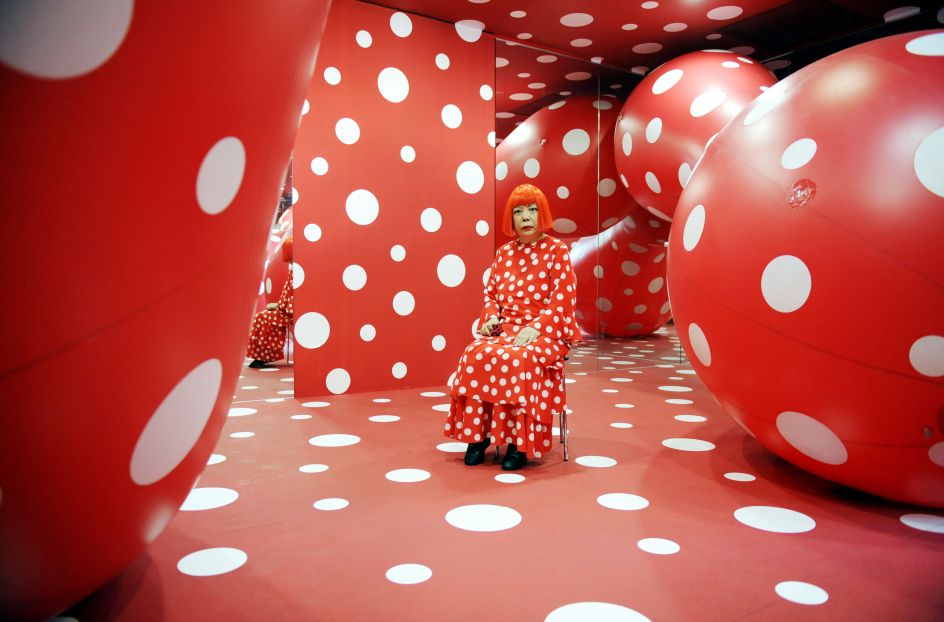 Yayoi Kusama and Dots Obsession, 1996-2011 Installation view. The Watari Museum of Contemporary Art, Tokyo. © YAYOI KUSAMA. Courtesy of Ota Fine Arts, Victoria Miro and David Zwirner