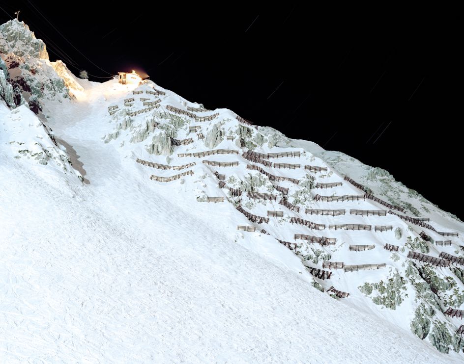 Hafelekar bei Innsbruck, 2334 m, Karwendel Mountains, Austria, 2006. From the series Ladiz © Gregor Sailer and VG Bild-Kunst, Bonn 2022