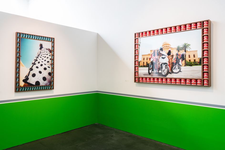 Dakka Marrakchia by Hassan Hajjaj at New Art Exchange. Photographer Reece Straw, courtesy of New Art Exchange
