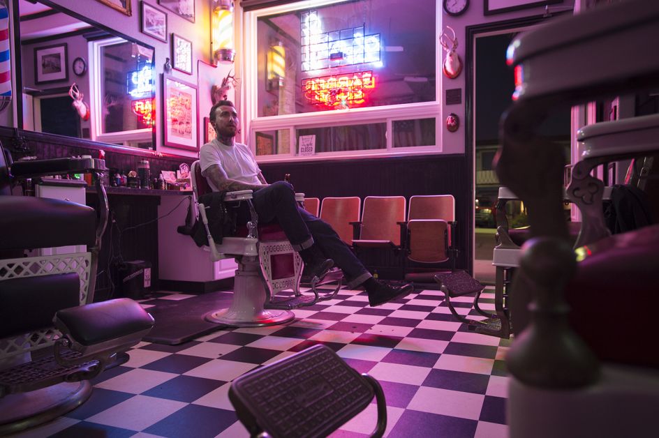 Lefty's Barbershop, San Diego, California © Rob Hammer